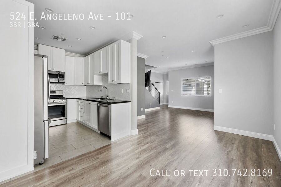 524 E Angeleno Ave #101 - Photo 2 of 27