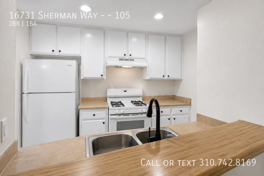 16731 Sherman Way #105 - Photo 5 of 19