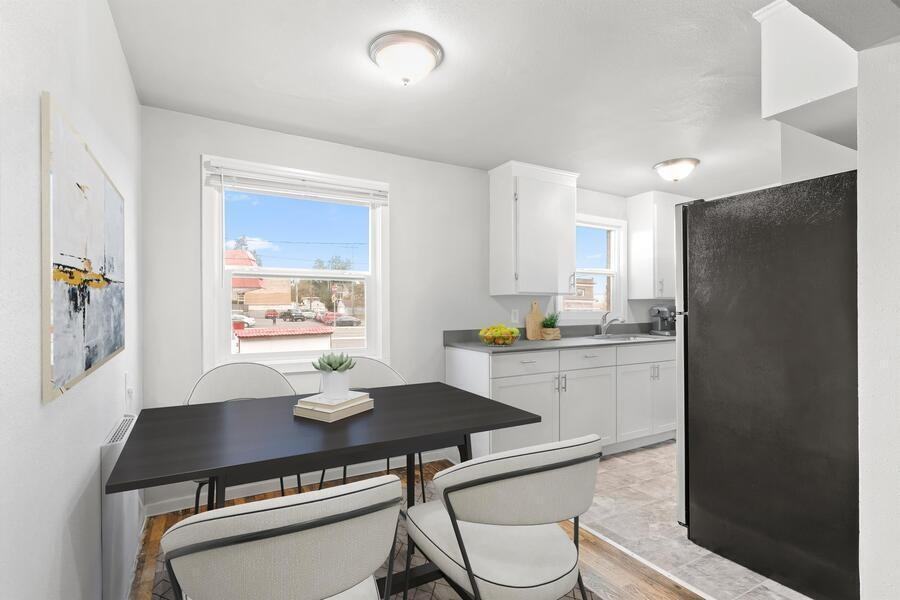 3809 S Thompson Avenue7 #7 - Photo 4 of 19
