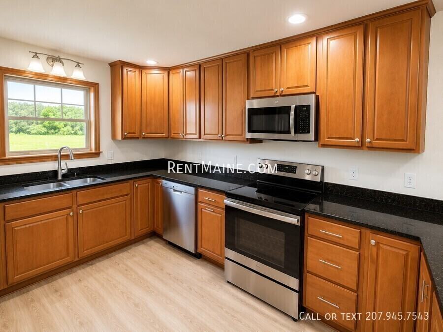 2292 Carmel Rd N #9 - Photo 2 of 11