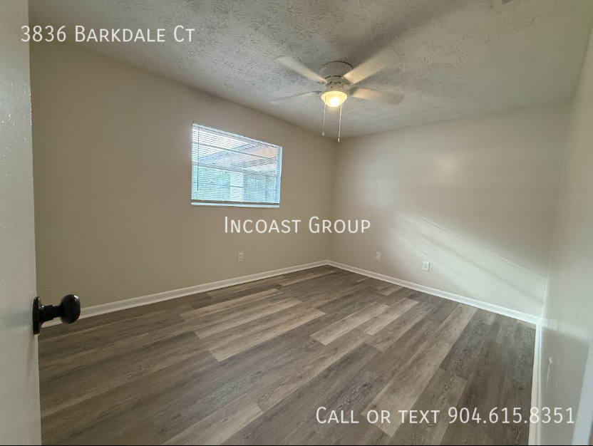 3836 Barkdale Ct - Photo 4 of 16