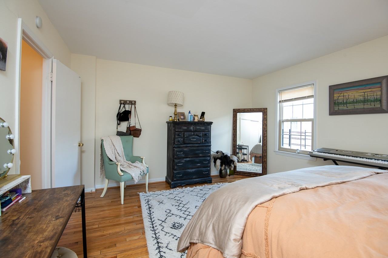 1778 Lanier Pl Nw #10C - Photo 4 of 18