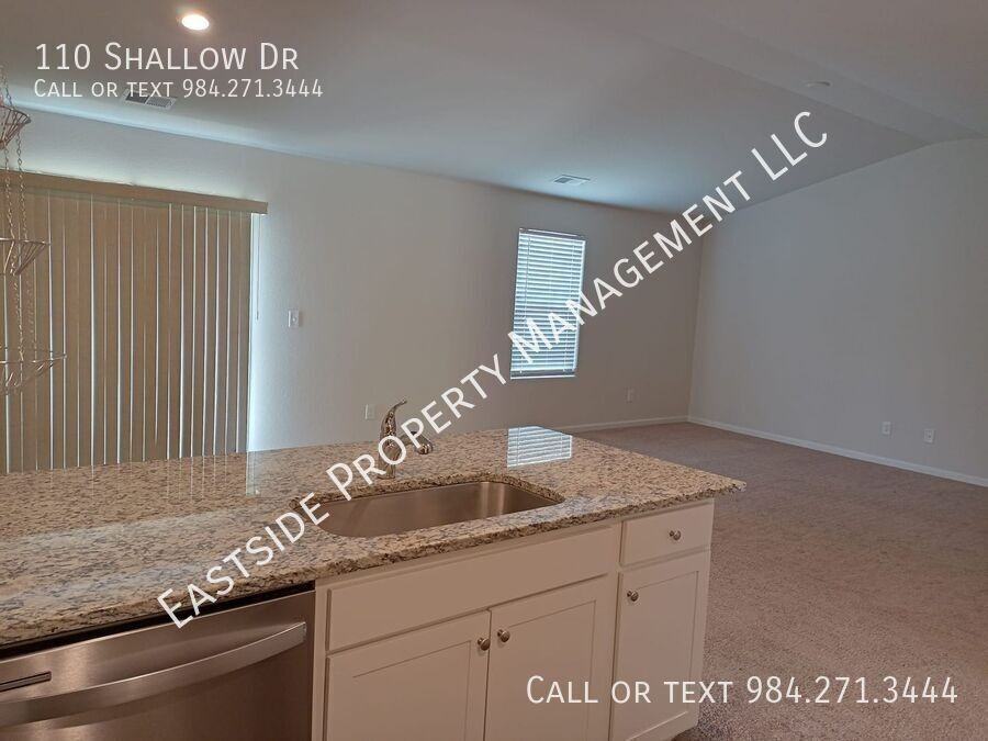 110 Shallow Dr - Photo 4 of 13