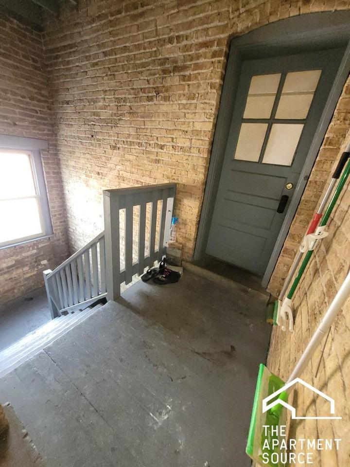 2342 W Touhy Ave #3A - Photo 4 of 10