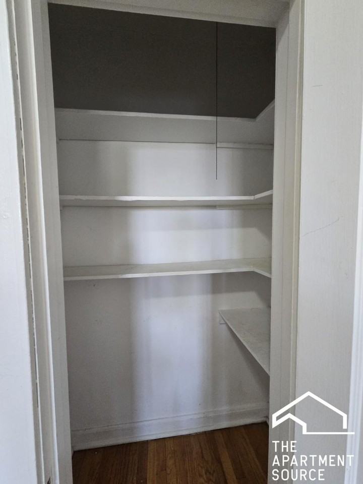 4318 N Spaulding Ave #2 - Photo 7 of 14