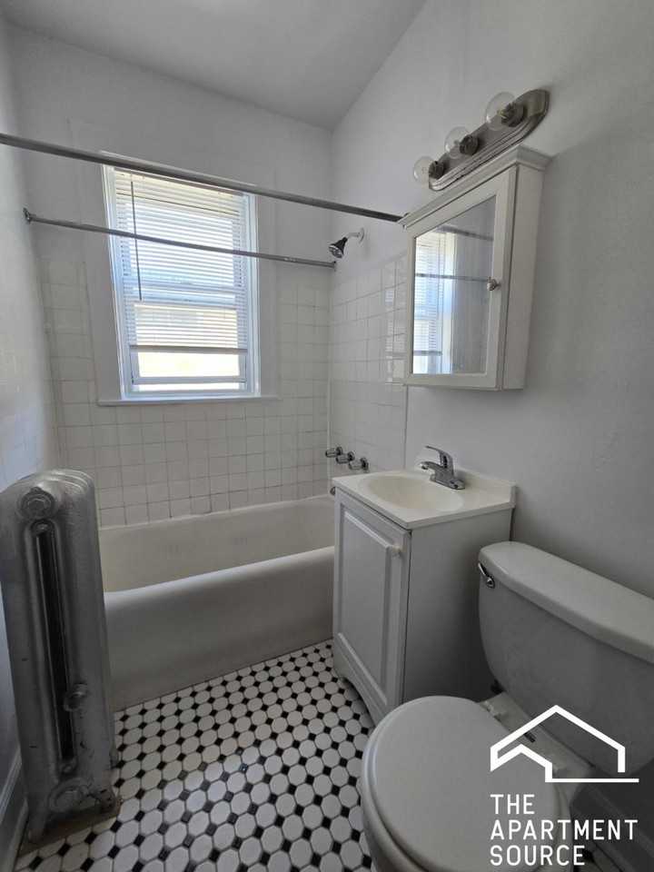 1333 W Birchwood Ave #304 - Photo 6 of 18