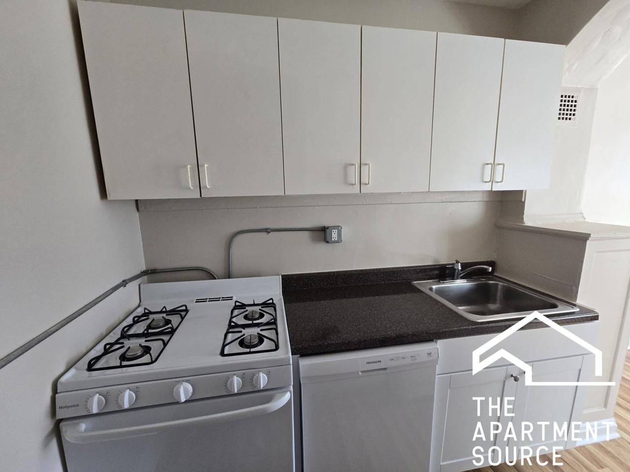 1333 W Birchwood Ave #303 - Photo 4 of 20