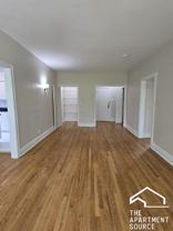 908 Reba Pl #3N - Photo 1 of 1