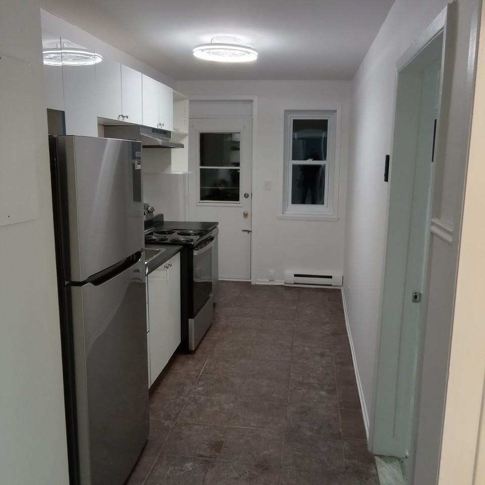 5858 Rue Sherbrooke Ouest #4 — photo 1