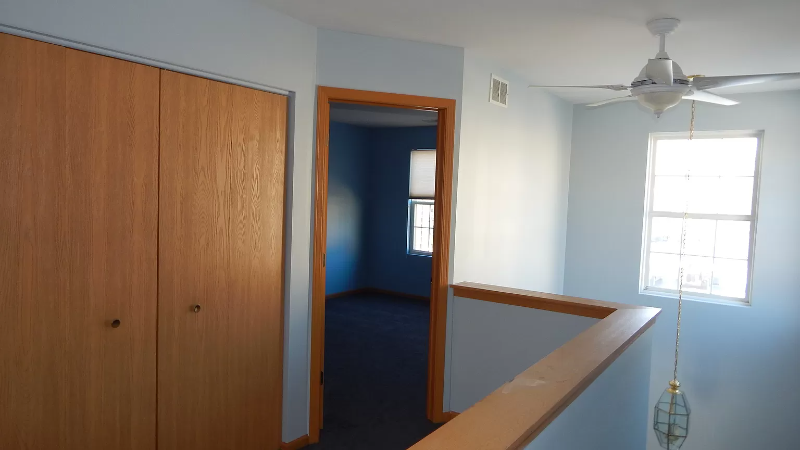 2546 Oak Tree Ln - Photo 7 of 12