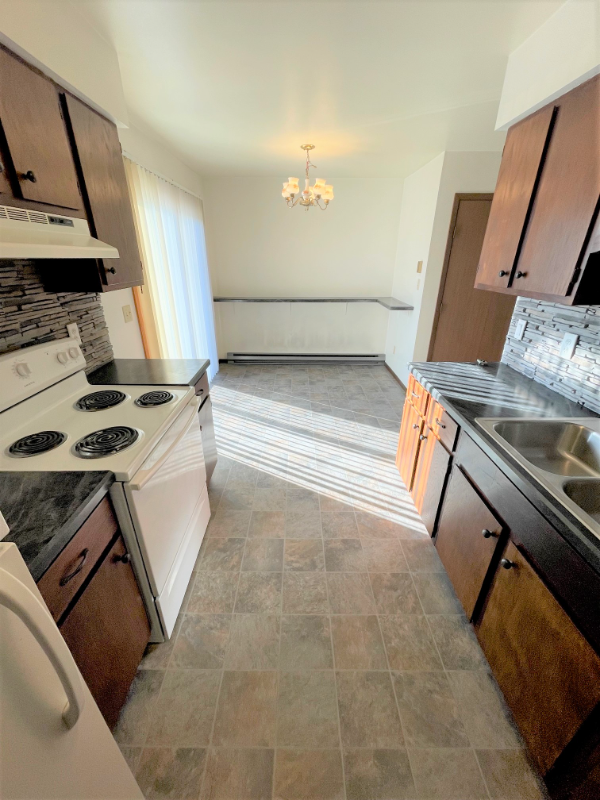 839 Illinois Ave #101 - Photo 6 of 9