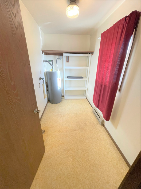 839 Illinois Ave #101 - Photo 7 of 9