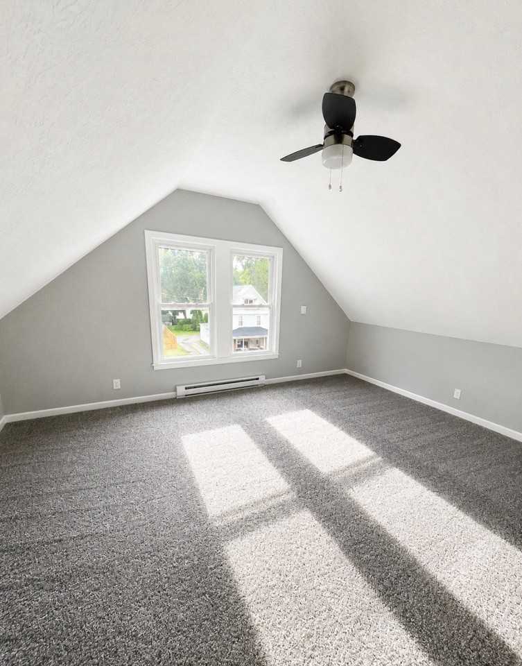 825 Avon St #3 - Photo 7 of 8