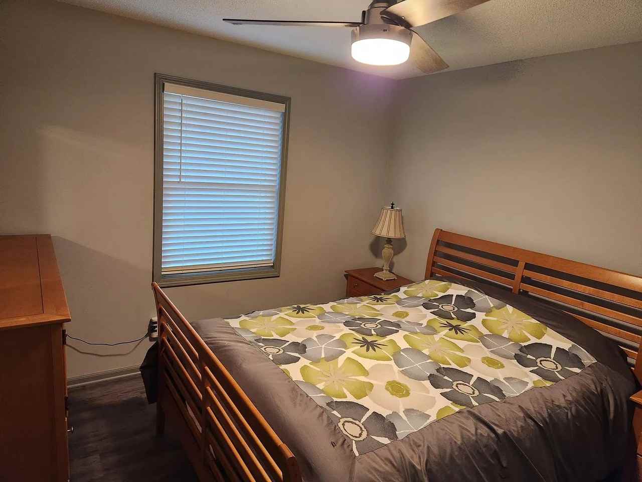 713 Dorroll St Ne - Photo 5 of 11