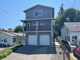 featured image of 1430 Dekalb St