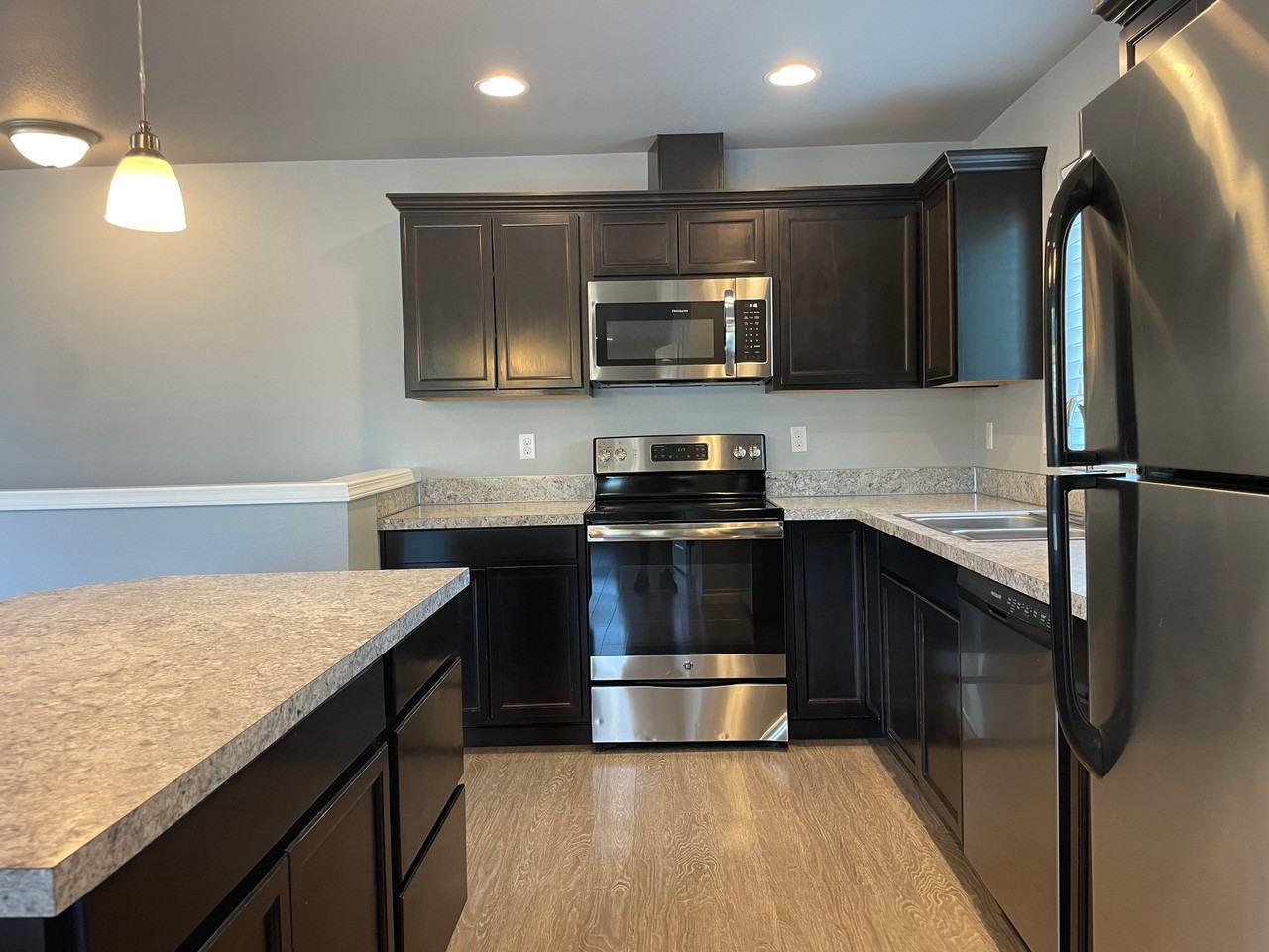 1430 Dekalb St - Photo 2 of 16