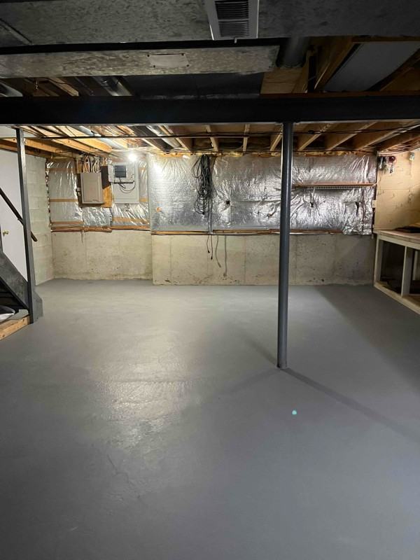 1234 Clinton St - Photo 4 of 8