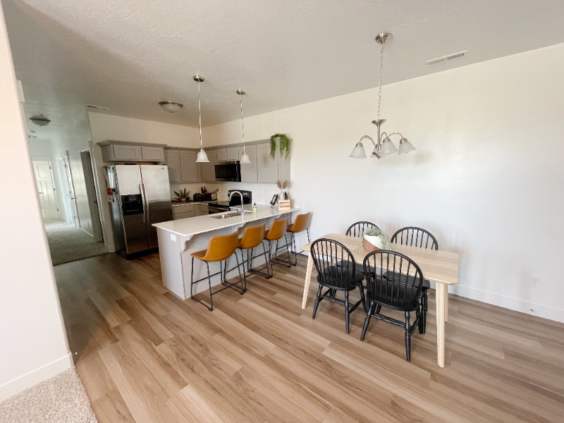 5232 W Cannavale Dr #201 - Photo 2 of 16