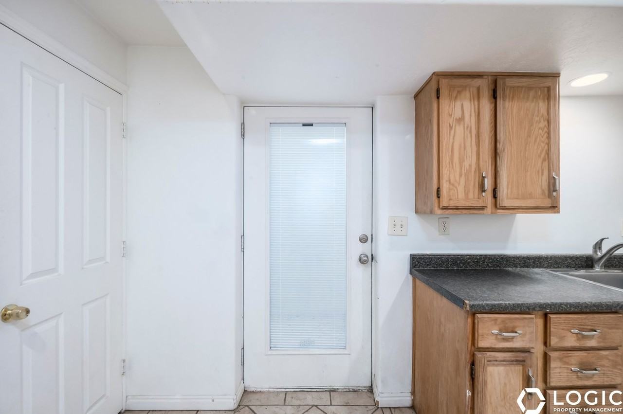 5068 Murray Blvd - Photo 3 of 19