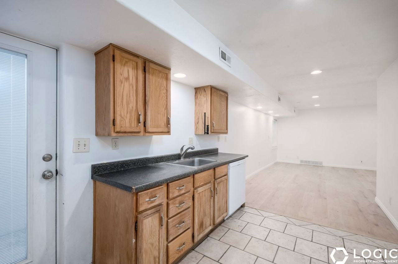 5068 Murray Blvd - Photo 4 of 19
