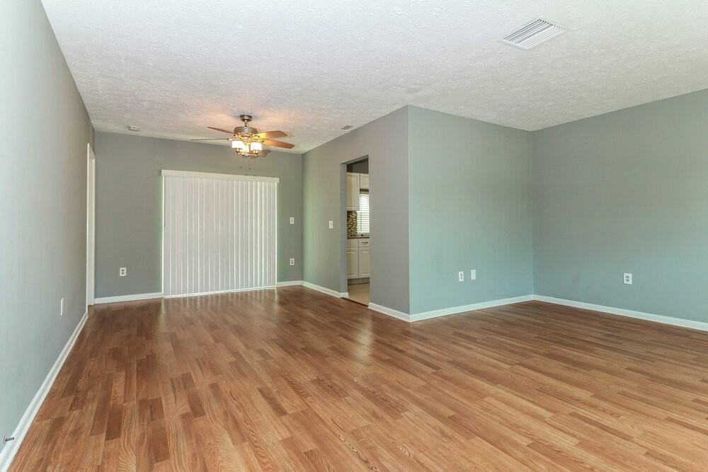 1199 Kinglet Ter - Photo 3 of 15