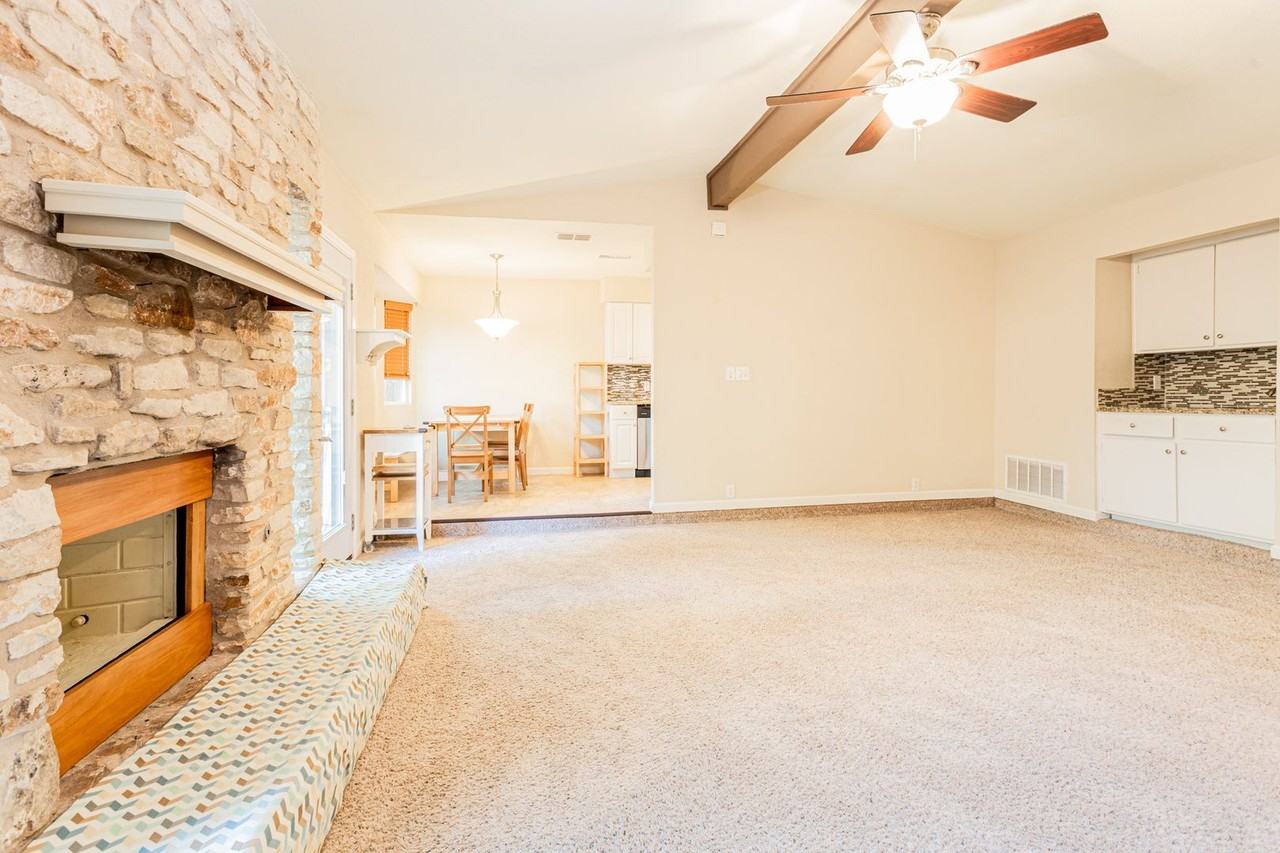 13202 Rampart St - Photo 4 of 23