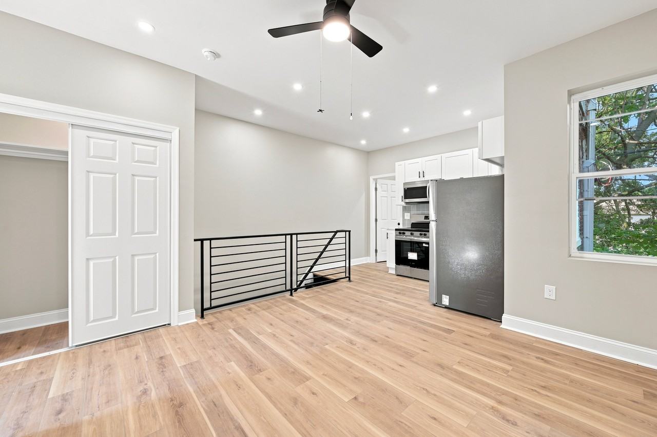 872 N 46th St #2 - Photo 2 of 12