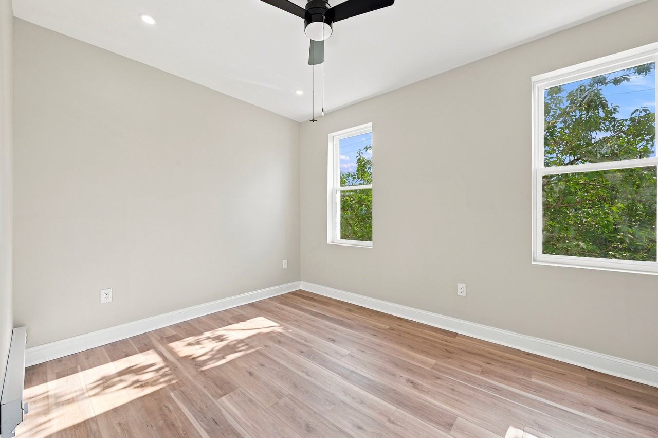 872 N 46th St #2 - Photo 6 of 12