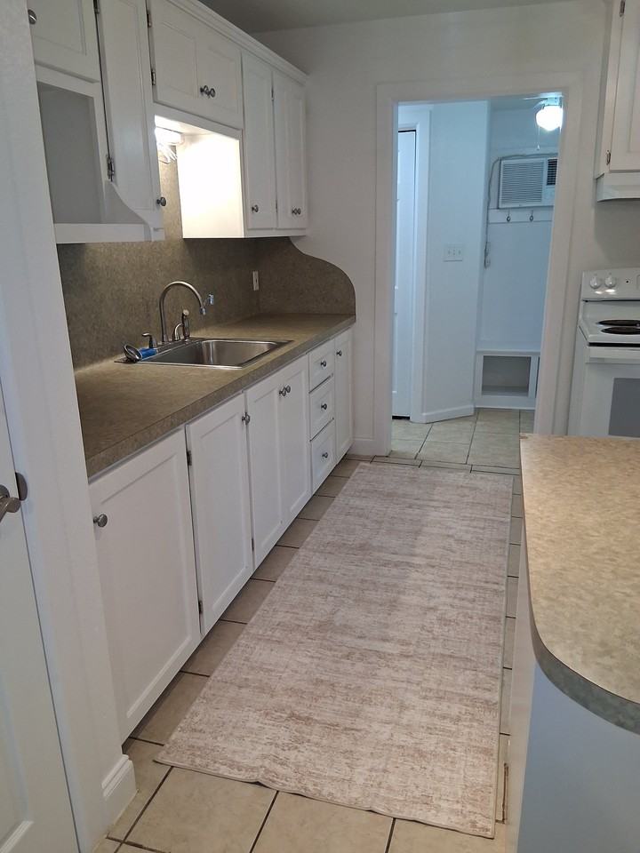 1043 Buck Rd - Photo 5 of 13