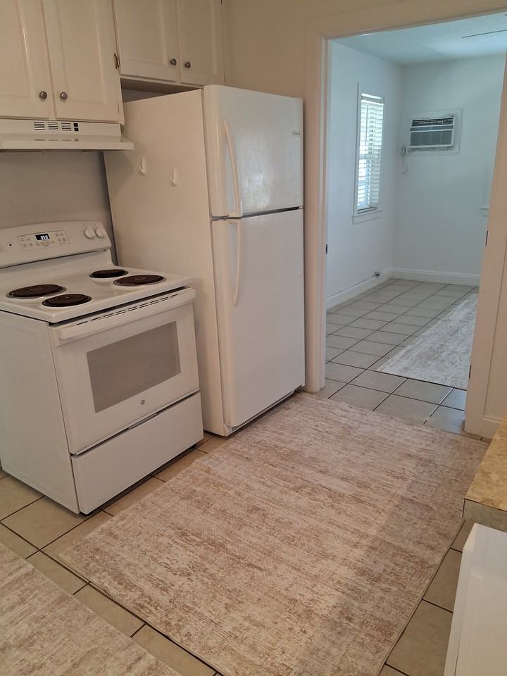 1043 Buck Rd - Photo 7 of 13