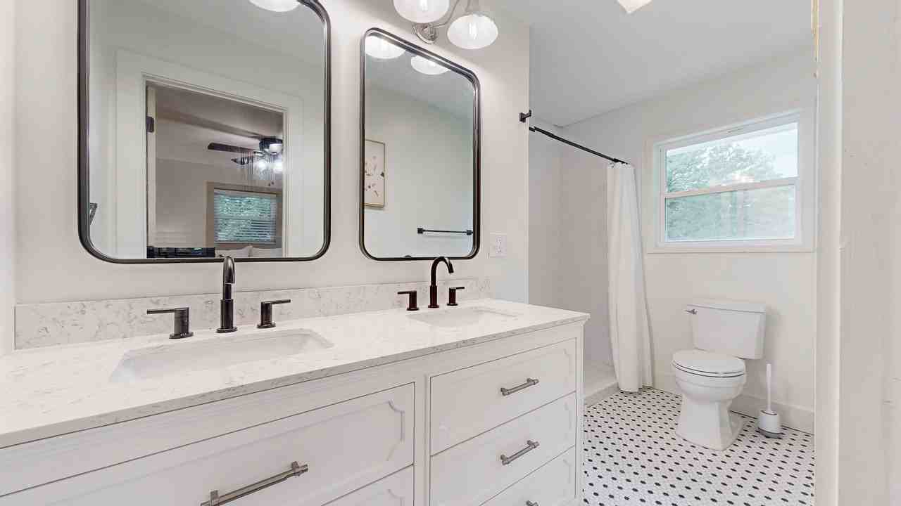 492 Harlan Rd Sw - Photo 3 of 10