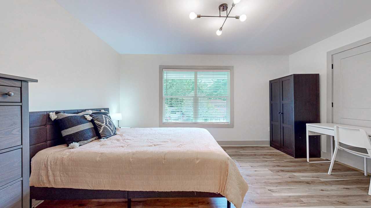 492 Harlan Rd Sw - Photo 4 of 10