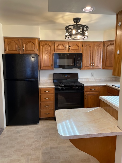 630 Shelby St #REAR - Photo 6 of 14