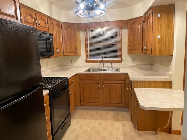 630 Shelby St #REAR - Photo 7 of 14