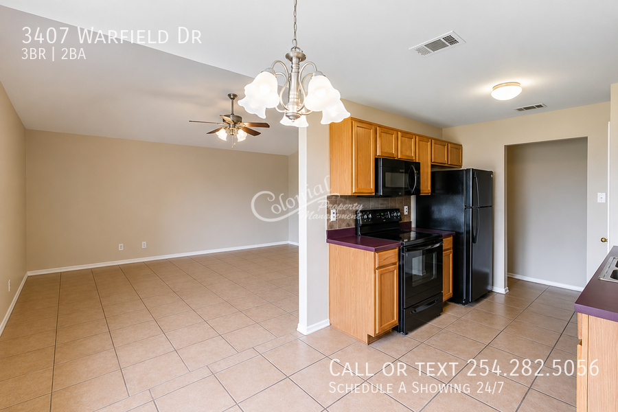 3407 Warfield Dr - Photo 3 of 13