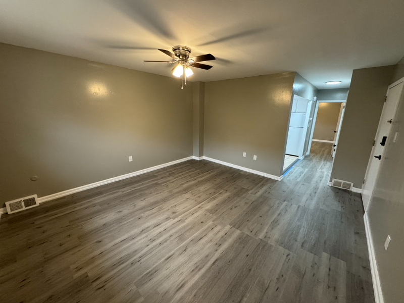 1134 E Mount Airy Ave #2 - Photo 6 of 16