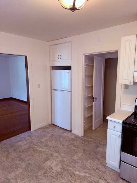 249 S Shepherd St #1 - Photo 2 of 14