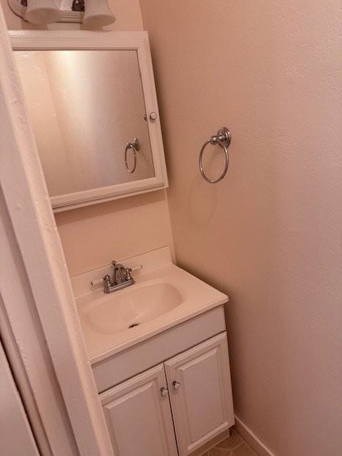 249 S Shepherd St #1 - Photo 4 of 14