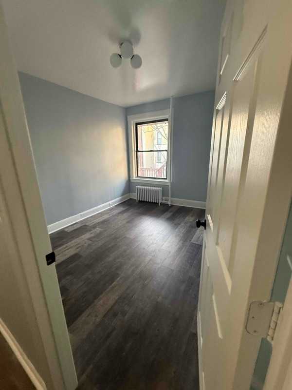 29 Park Ave #3 - Photo 5 of 7