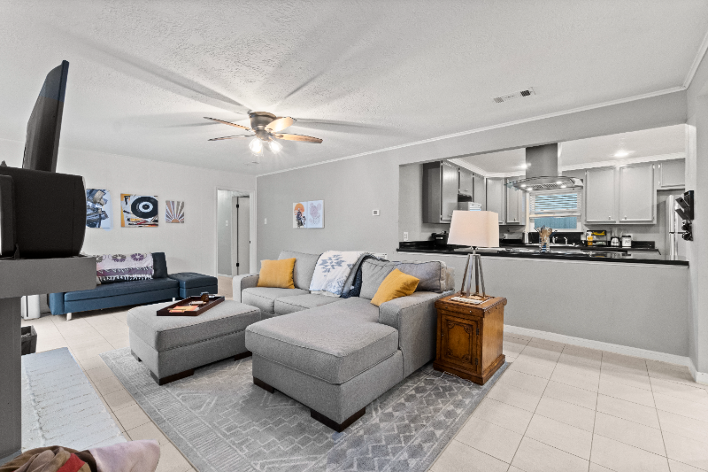 25818 Leafywood Dr #A - Photo 2 of 20