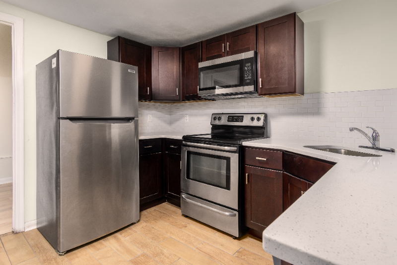22 Edwards St #REAR - Photo 5 of 9