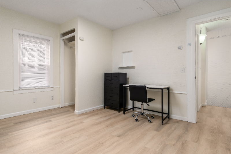 22 Edwards St #REAR - Photo 7 of 9