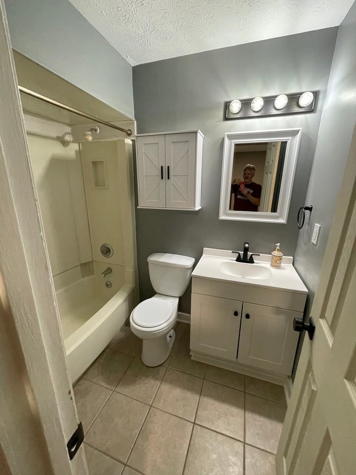 3173 Dove Ct #B - Photo 6 of 23