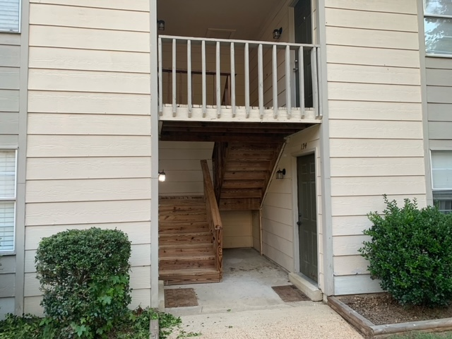 1120 E Lee Blvd #135 - Photo 2 of 10