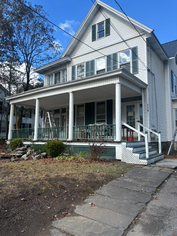 174 Main St #1A - Photo 2 of 7