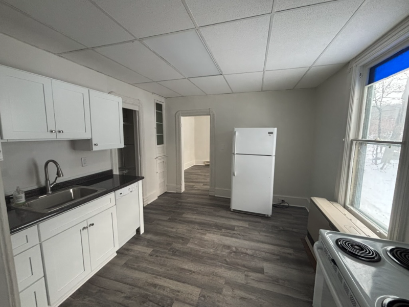 174 Main St #1A - Photo 5 of 7