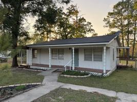 featured image of 203 Shelter Ln
