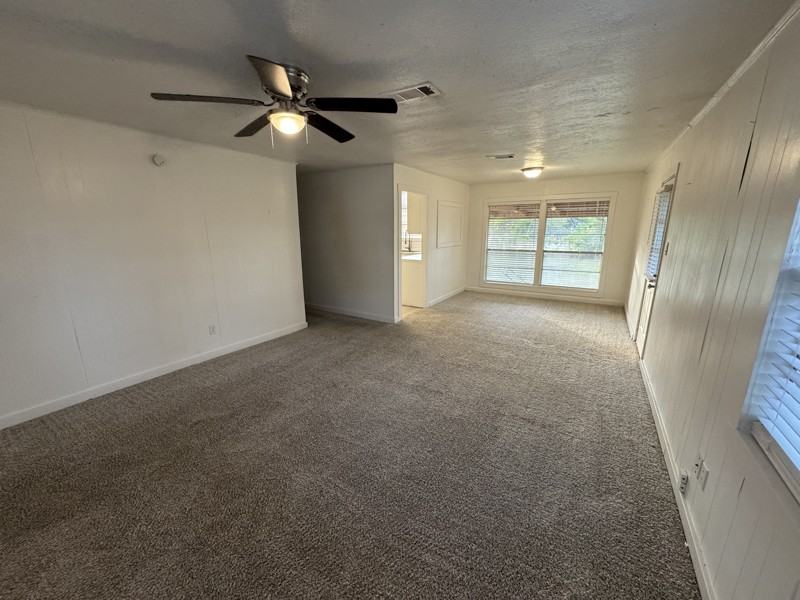 203 Shelter Ln - Photo 5 of 14