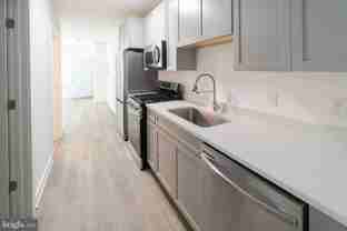 1500 V St Se #2 - Photo 1 of 1