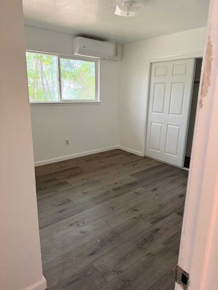 3001 Radnor Way - Photo 4 of 8